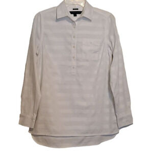 Tommy Hilfiger Women's XS Boyfriend Style Button Down Shirt
